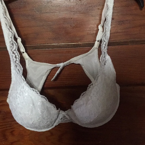 Bra - Picture 2 of 3